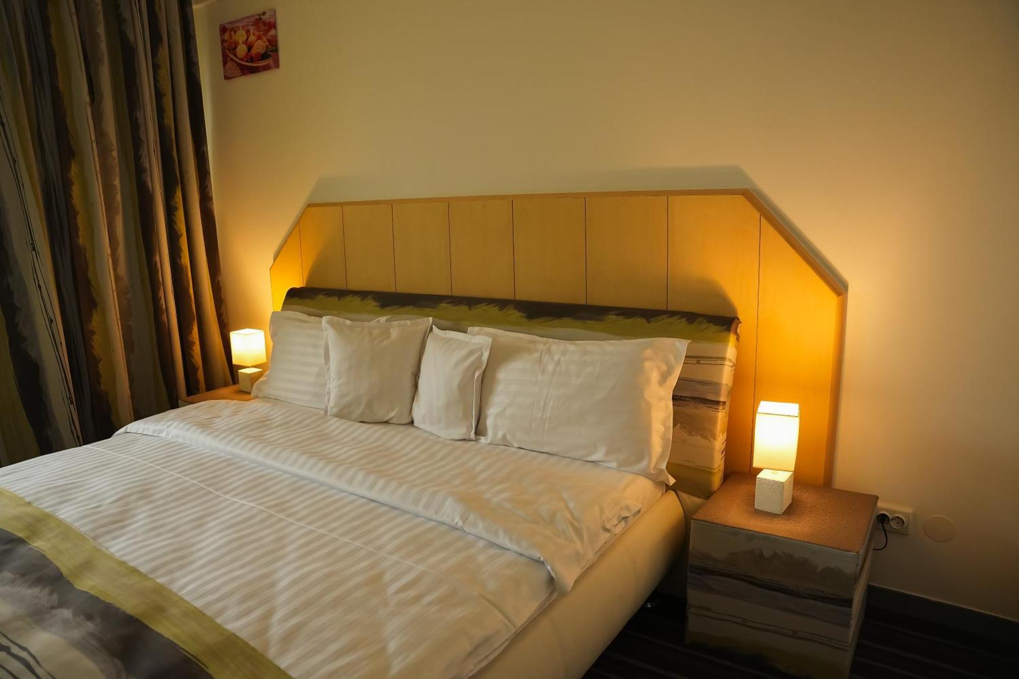 Hotel Bucovina 수체아바 외부 사진