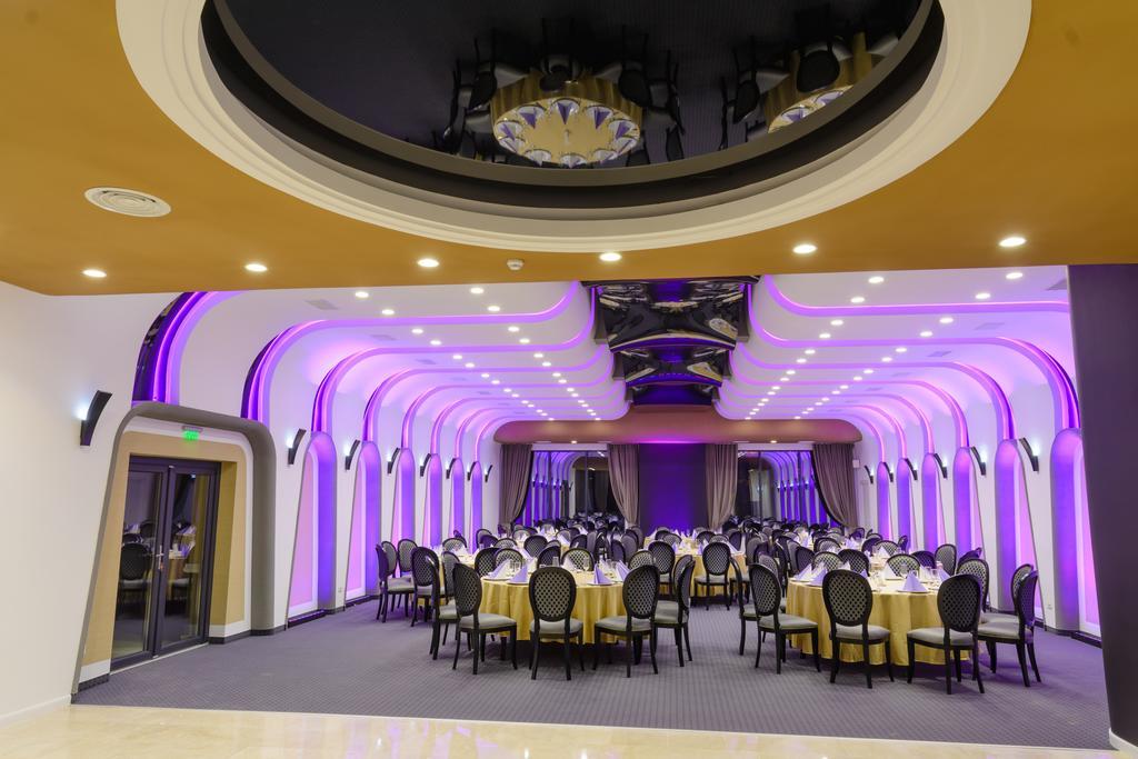 Hotel Bucovina 수체아바 외부 사진