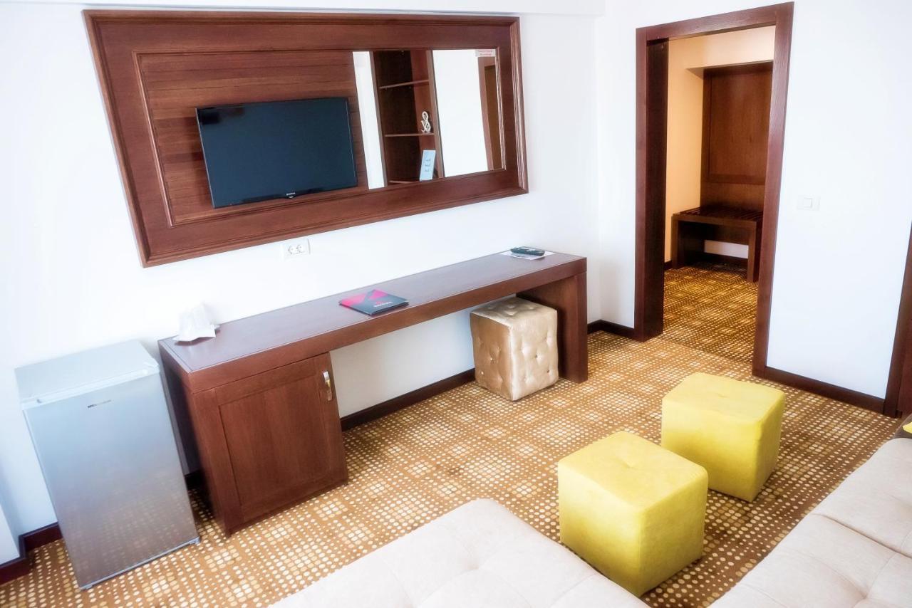 Hotel Bucovina 수체아바 외부 사진